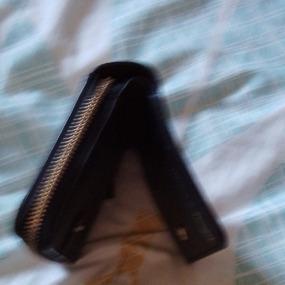 Kate Spade Cream and Red Minnie Mouse Wallet - Picture 4 of 6